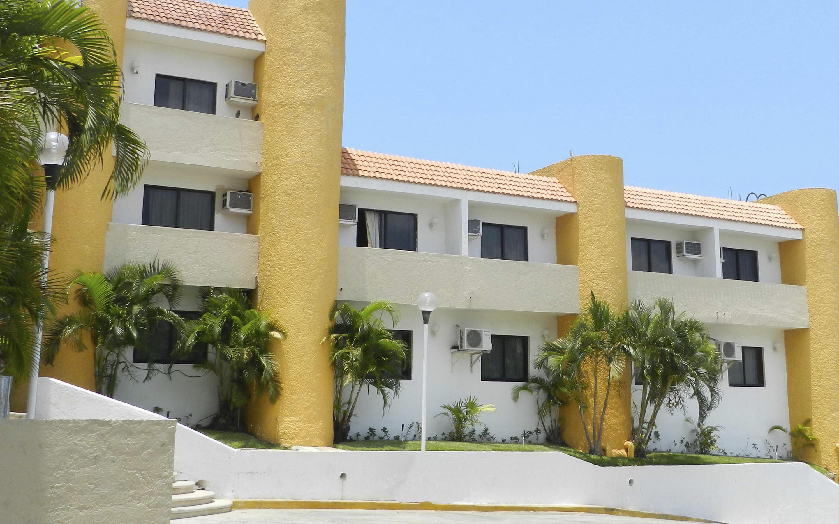 Hotel Uxulkah Campeche Exterior photo