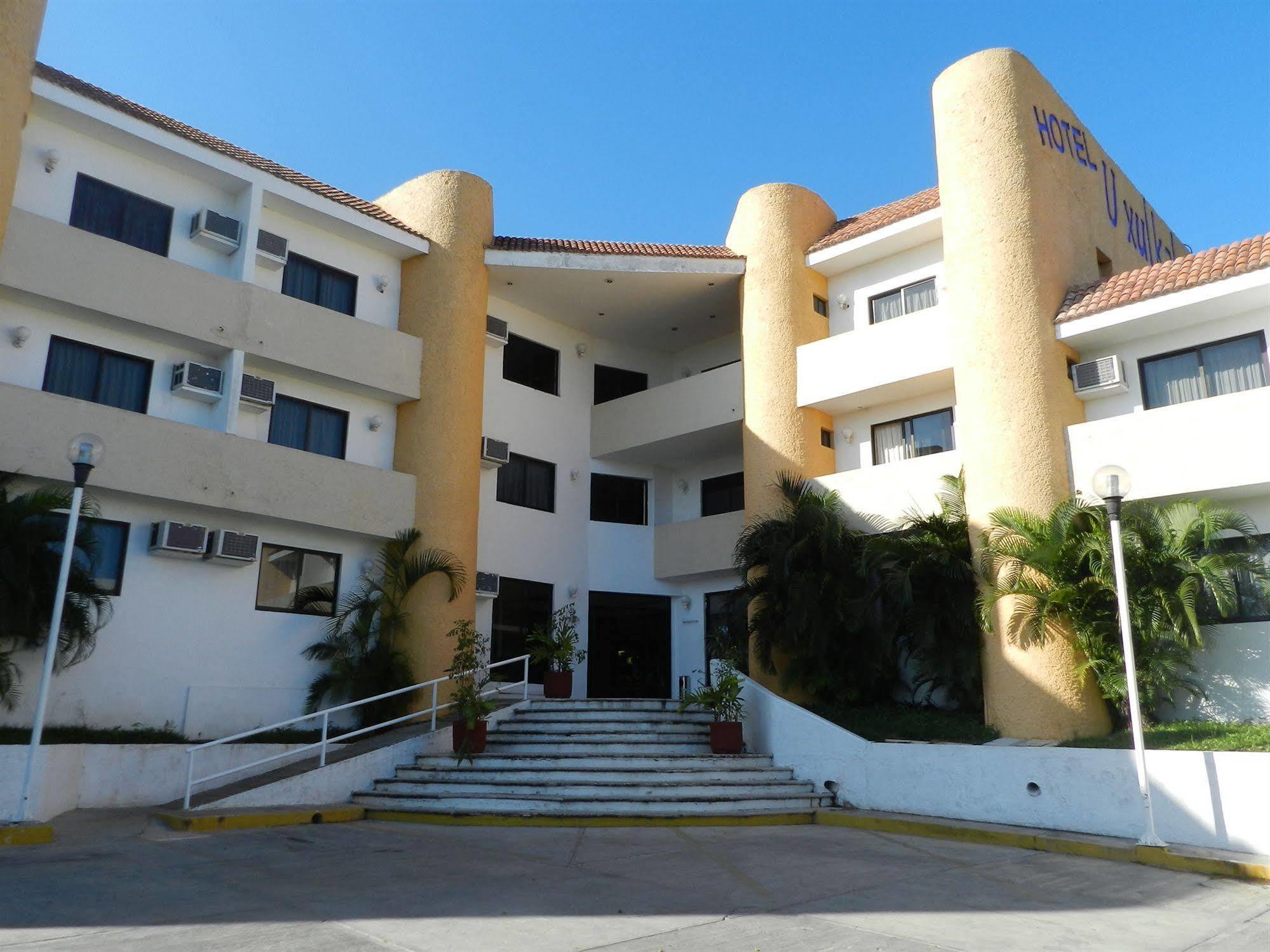 Hotel Uxulkah Campeche Exterior photo